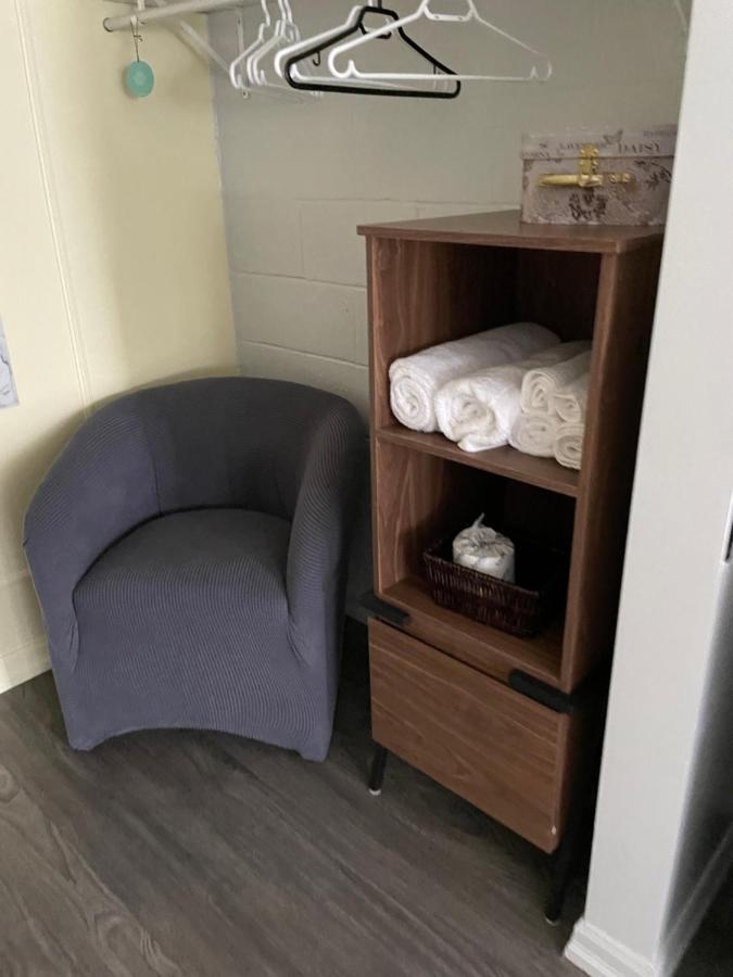 Motel Valois Yl Inc Acton Vale Екстериор снимка